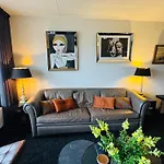 Apartment Aan Zeezicht