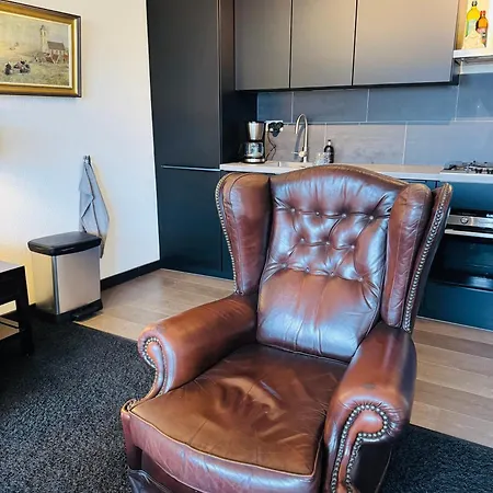 Aan Zeezicht Apartment